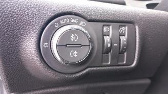 Opel Astra Astra J (PC6/PD6/PE6/PF6), Hatchback 5-drs, 2009 / 2015 1.4 Turbo 16V ecoFLEX 120 picture 27