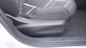 Opel Corsa-E Corsa E, Hatchback, 2014 1.3 CDTi 16V ecoFLEX picture 14