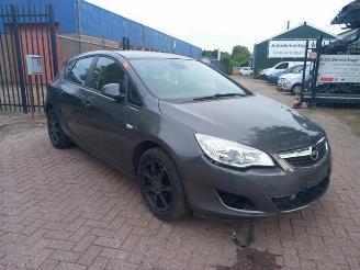 Autoverwertung Opel Astra Astra J (PC6/PD6/PE6/PF6), Hatchback 5-drs, 2009 / 2015 1.6 16V Ecotec 2011/2