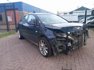 Salvage car Opel Astra Astra J (PC6/PD6/PE6/PF6), Hatchback 5-drs, 2009 / 2015 1.4 Turbo 16V 2011/10