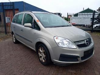demontáž osobní automobily Opel Zafira Zafira (M75), MPV, 2005 / 2015 2.2 16V Direct Ecotec 2006/1