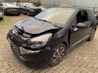 skadebil auto Citroën DS3 1.2 Pure Tech   ( 55181 Km ) 2017/3