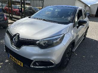  Renault Captur 1.2 TCe Automaat Limited 2017/5