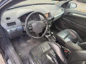 Opel Astra 1.6 Stationcar picture 8