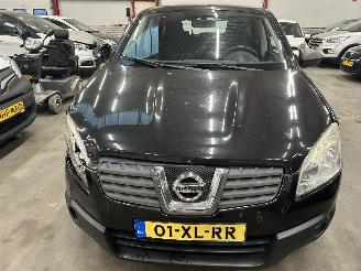 Nissan Qashqai 1.6 picture 2
