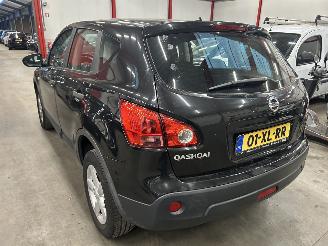 Nissan Qashqai 1.6 picture 6