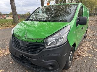 krockskadad bil bedrijf Renault Trafic 1.6 DCI  L2H1 2020/8