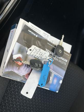 Suzuki Swift 1.2 Hybrid Comfort picture 15