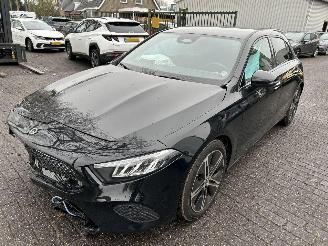 Coche accidentado Mercedes A-klasse 180 Star Edition  Automaat  ( 1337 Km !!! ) 2025/6
