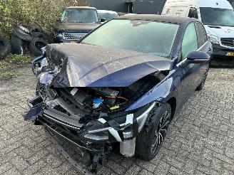 Volkswagen Golf 1.4 e PHEV  Style Automaat  ( 5 Drs- Panoramadak ) picture 1