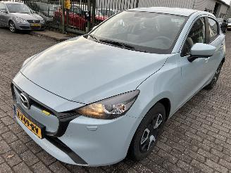 Schadeauto Mazda 2 1.5 Hybrid  Cente Line 2024/6
