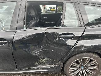 BMW 3-serie 320i Stationcar Automaat  M Pakket picture 9