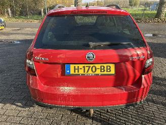 Skoda Octavia Stationcar  1.0 picture 5