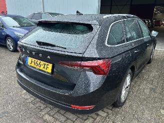 Skoda Octavia Combi 1.5 TSI  Greentech First Edition picture 4