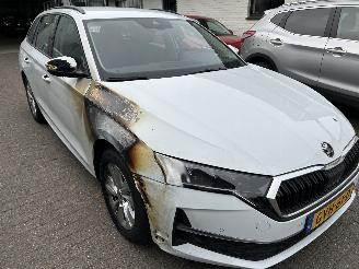 Skoda Octavia Combi 1.5 TSI E-Tec MHEV Automaat First Edition   ( 19085 KM ) picture 3