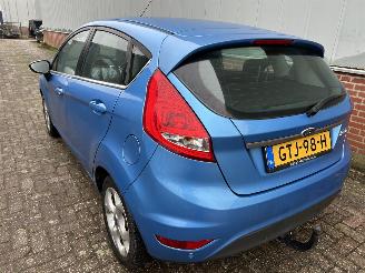 Ford Fiesta 1.25 Ghia picture 6