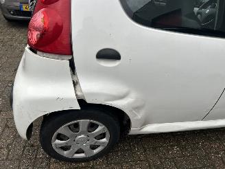 Peugeot 107 1.0-12V XR picture 3