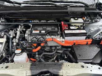 Lexus RZ 450 e Direct 4  Automaat  ( Panoramadak ) picture 8