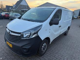 skadebil bedrijf Opel Vivaro 1.6 CDTI 2019/9