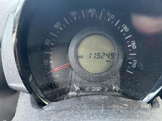 Peugeot 108 1.0 e-VTi Active picture 10