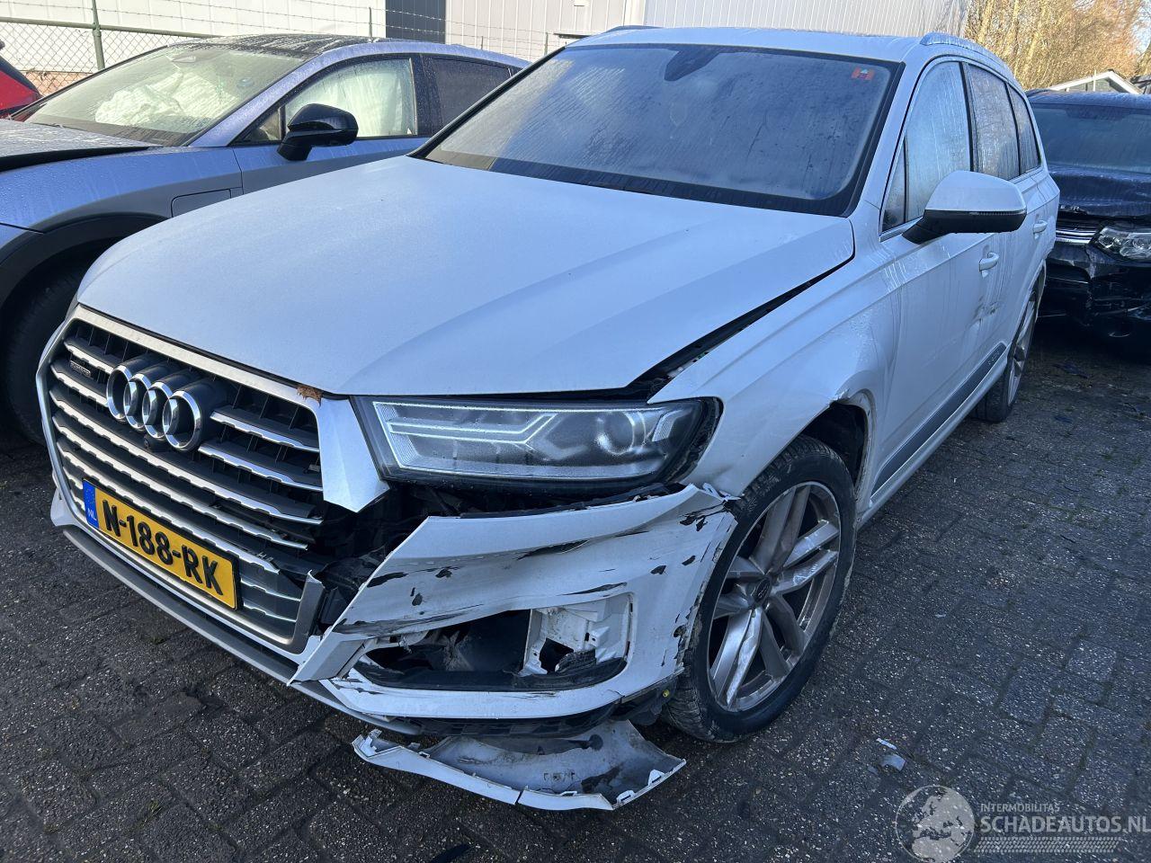 Audi Q7 3.0 TFSI  Automaat 7 persoons