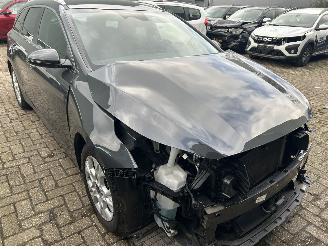 Kia Ceed Stationcar 1.5 T-GDI Dynamic Plus Line picture 3