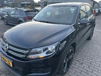 Schadeauto Volkswagen Tiguan 1.4 TSI 2014/5