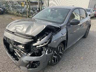 Coche accidentado Peugeot 208 1.2 Hybrid Automaat  GT uitvoering  ( Nieuwprijs 34000,00 ) 2025/8