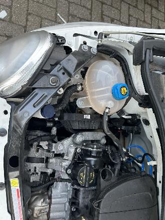 Fiat 500C 1.0 Hybrid Cabriolet picture 14