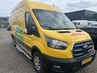 Ford Transit Electric  Automaat L3H3 picture 3