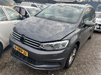  Volkswagen Touran 1.5 TSI  highline  7 Persoons 2019/5