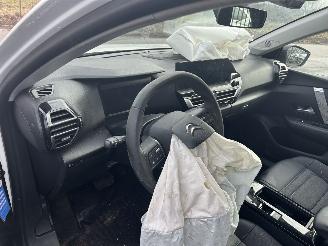 Citroën E-C4 X  plus 54kWh picture 8