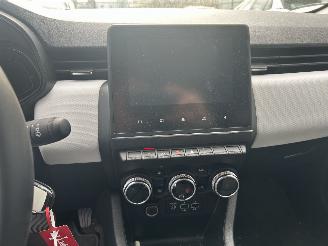 Renault Clio 1.6 E-Tech Hybrid  Automaat picture 11