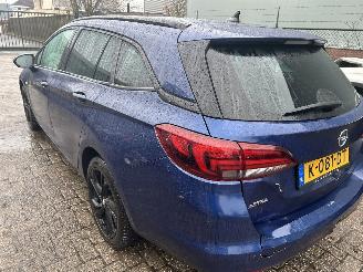 Opel Astra Sports Tourer 1.2 Ultimate picture 8