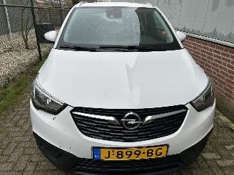 Opel Crossland X   1.2 Edition picture 2