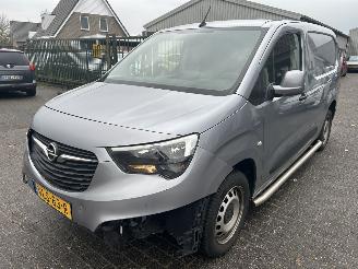 Vaurioauto  commercial vehicles Opel Combo 1.5 CDTI 2021/12