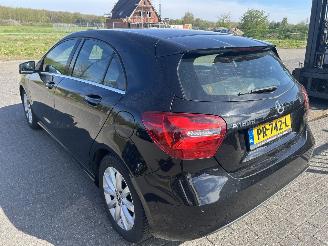 Mercedes A-klasse 180 D   ( schadevrij ) picture 7