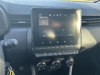 Renault Clio 1.0 TCe Equilibre  5 drs picture 7