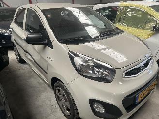 Kia Picanto 1.0 CVVT  5 Drs    ( 65949 Km ) picture 3