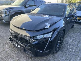 Coche accidentado Peugeot 408 1.2 PureTech Allure  Automaat  HB  ( 26624 Km ) 2024/3
