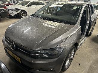 uszkodzony samochody osobowe Volkswagen Polo 1.0 TSI 2019/10