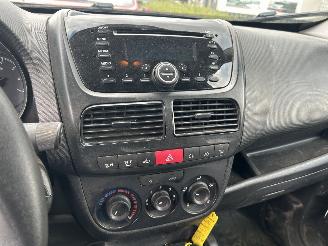 Opel Combo 1.3 CDTI picture 7