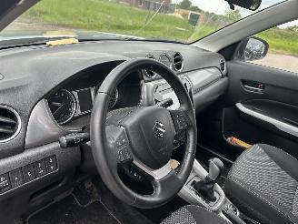 Suzuki Vitara 1.6  Automaat picture 11