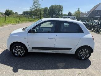 Renault Twingo Z.E   R 80  Life  Automaat picture 8