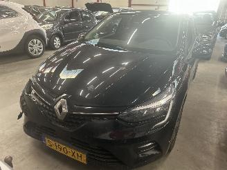 skadebil auto Renault Clio 1.0 TCe Evolution 2023/5