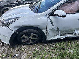 Kia Niro 1.6 GDI  Hybrid  Automaat picture 2