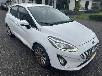 Ford Fiesta 1.0 Ecoboost Titanium   ( schadevrij ) picture 3
