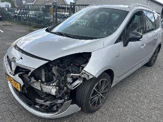 Auto incidentate Renault Scenic 1.5 DCI  Bose  7 persoons 2014/1