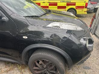 Nissan Juke 1.6 Automaat picture 2