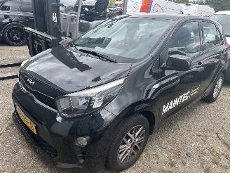 Schadeauto Kia Picanto 1.0 DPI  Dynamic Line 2023/7